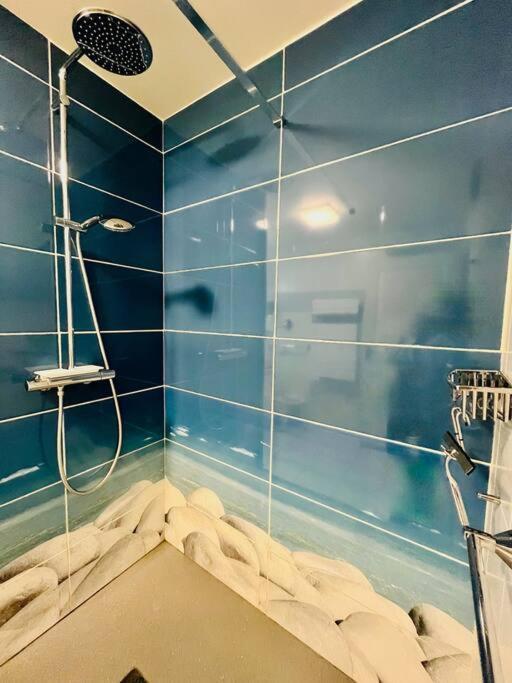 "Clavel 26" Joli T2 En Duplex A 3 Min Des Halles Sète Exteriör bild
