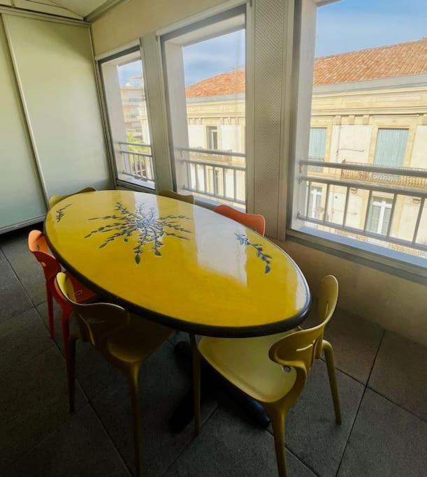 "Clavel 26" Joli T2 En Duplex A 3 Min Des Halles Sète Exteriör bild